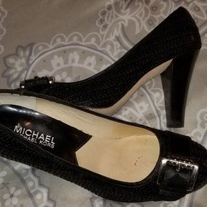 Size 7.5 M Michael Kors shoes